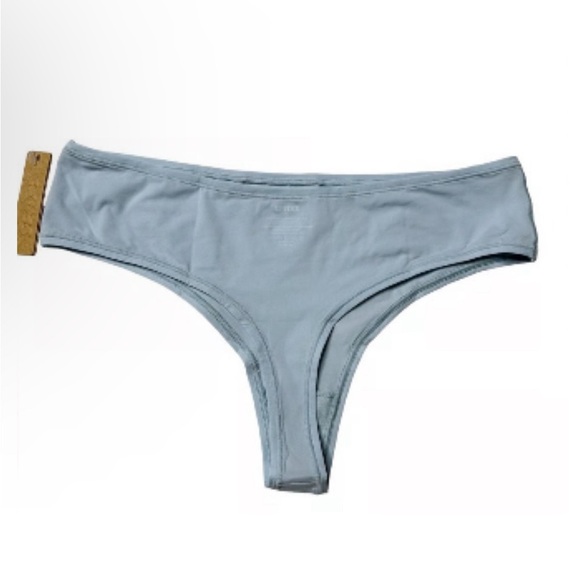 3 Thongs SKIMS Fits Everybody in Sky Women’s 3X. Bundle of 3. NWT - Picture 2 of 5